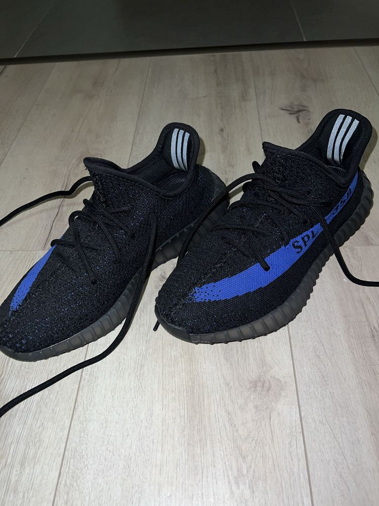 Adidas Yeezy Boost 350 V2 Dazzling Blue