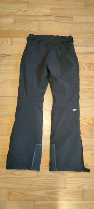 Czarne spodnie narciarskie 4f, rozmiar XS stan bardzo dobry