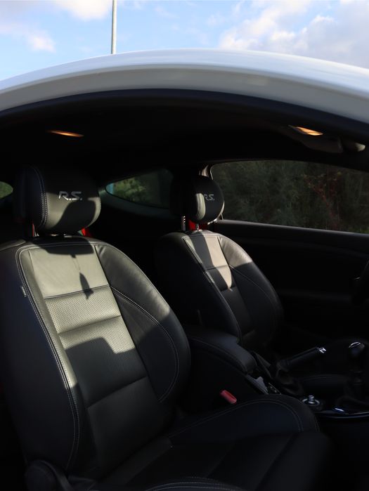 Renault megane 3 RS 322cv