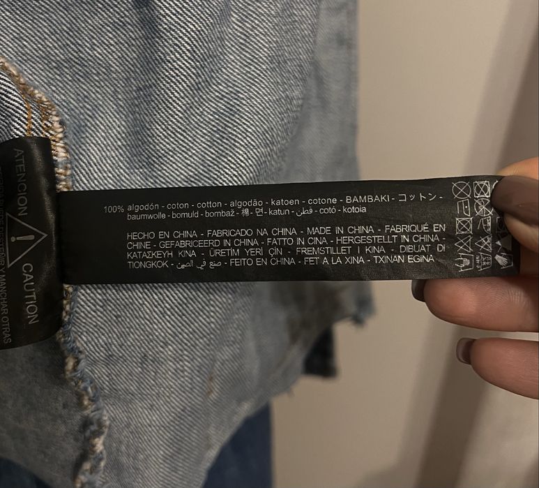 Джинсова оверсайз куртка ZARA з накладними кишенями