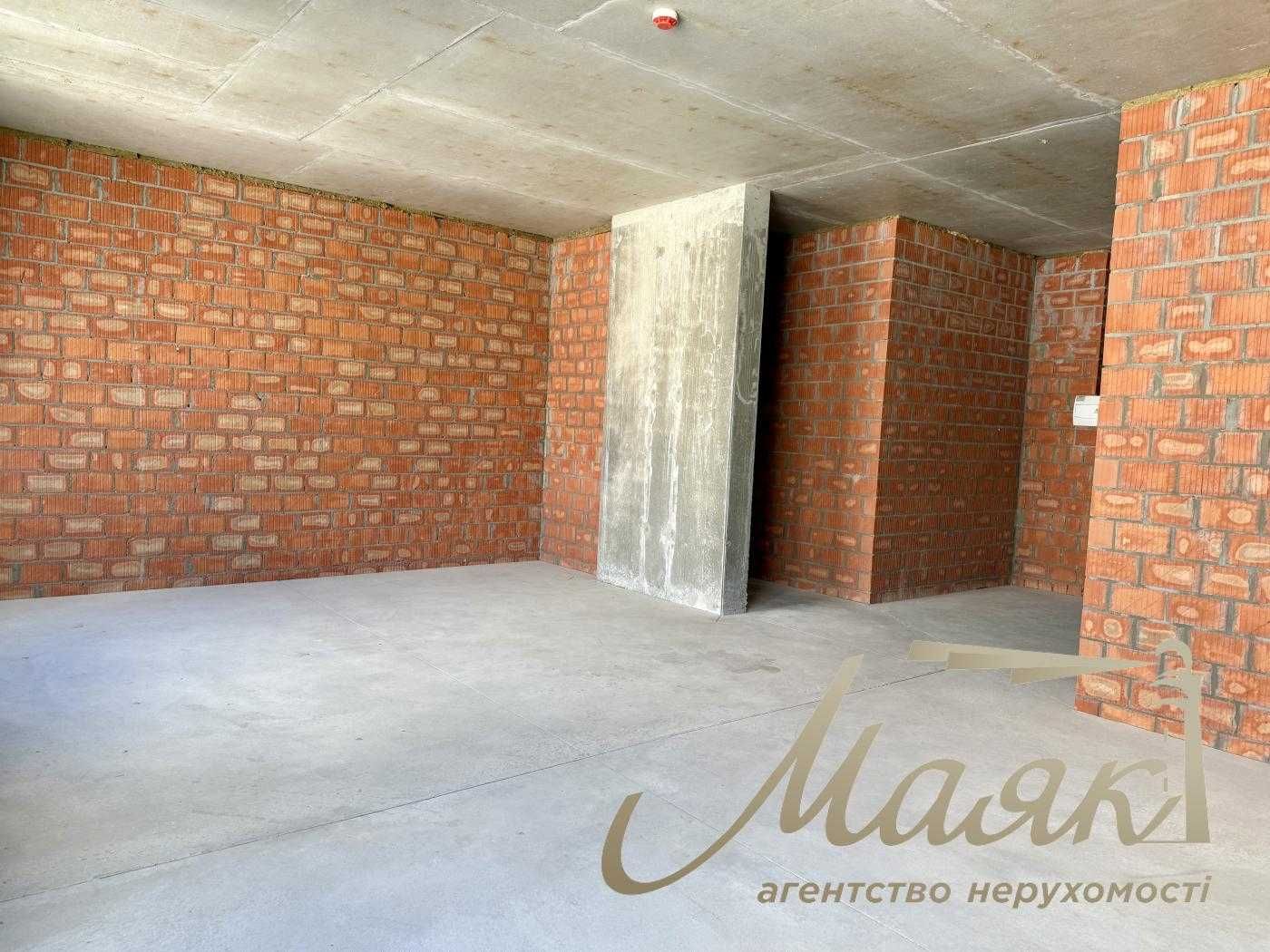 Продаж квартири без ремонту Tetris Hall, басейн на даху, Центр Києва