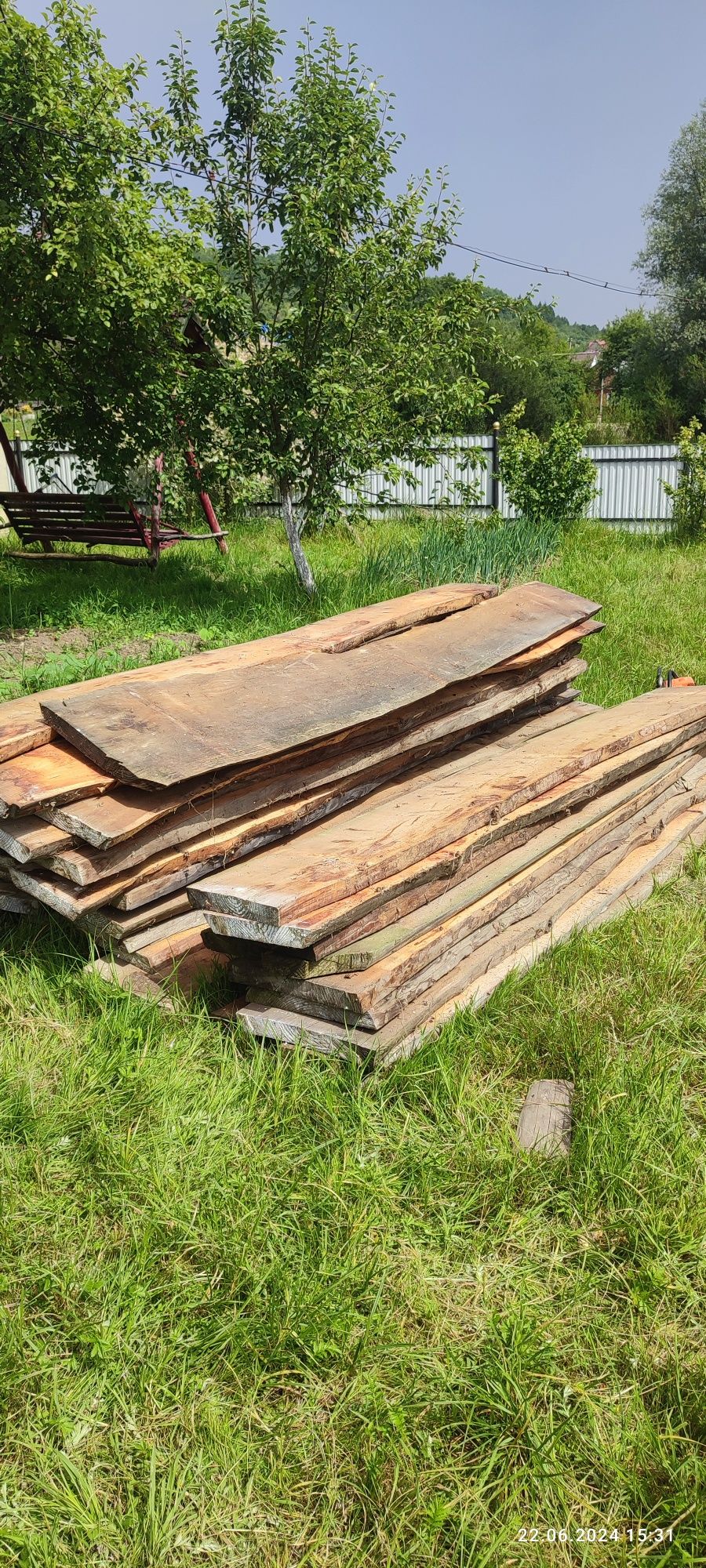 Продам дошку Модрини