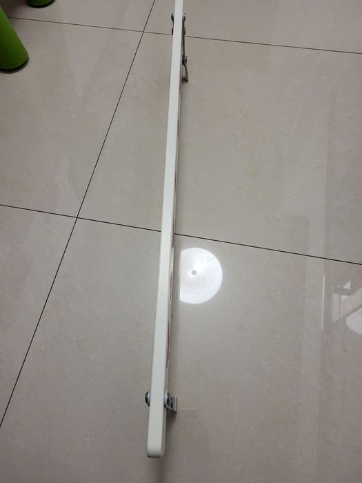 Barierka do łóżeczka