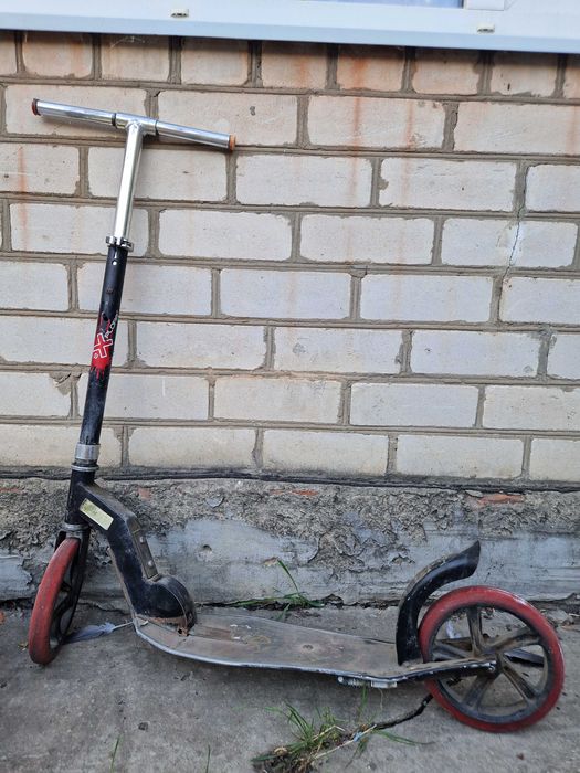 Продам трюковой самокат