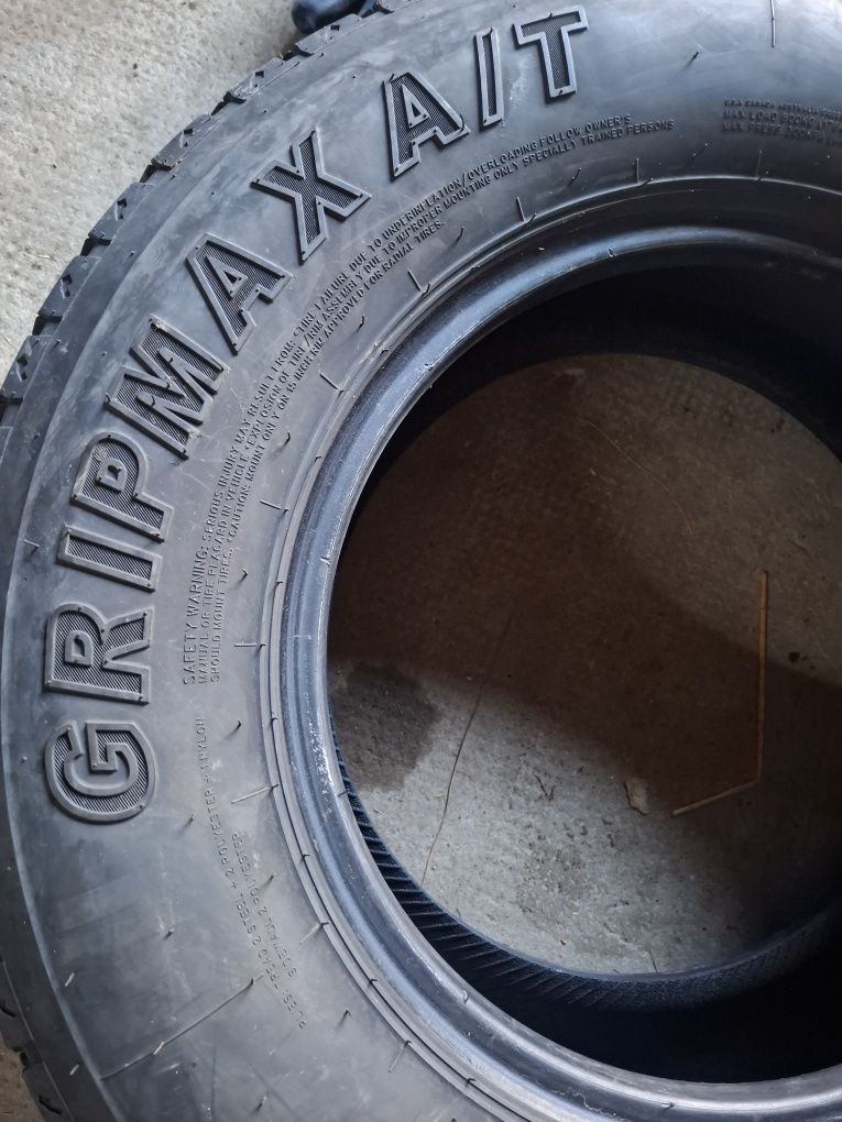 Opony całoroczne 215/75R15 Gripmax