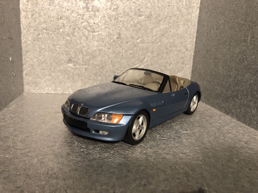 BMW Z3 1:18 model UT Models skala 1/18