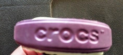 Bolsa com pinça Crocs