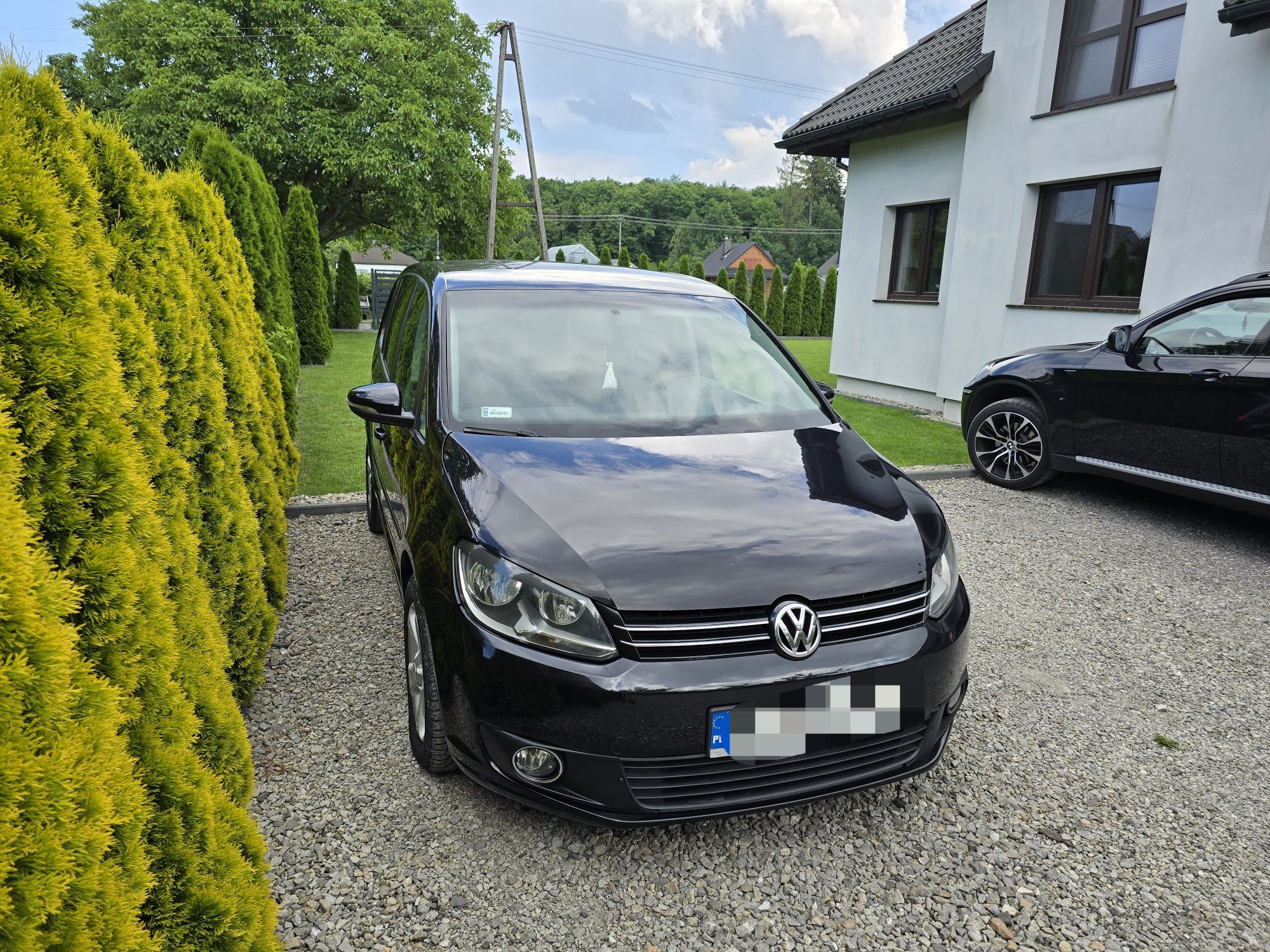 VW Touran 2011 r doinwestowany