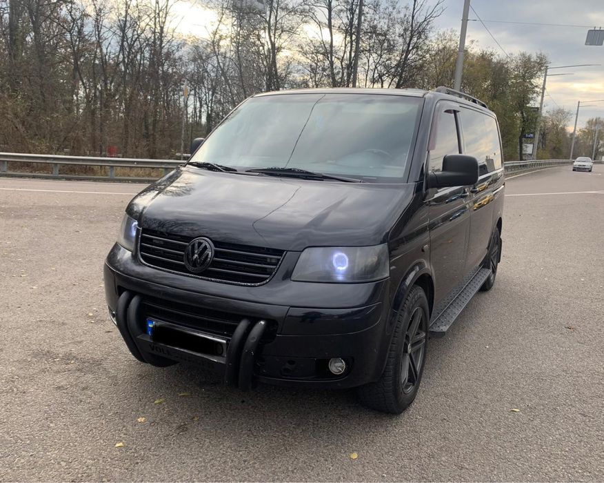 Аренда авто, микроавтобуса, трансфер Volkswagen Multivan Киев