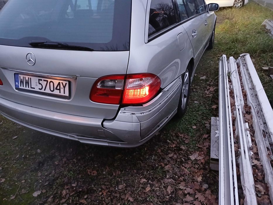 Mercedes  w 211. Kombi 3.2cdi