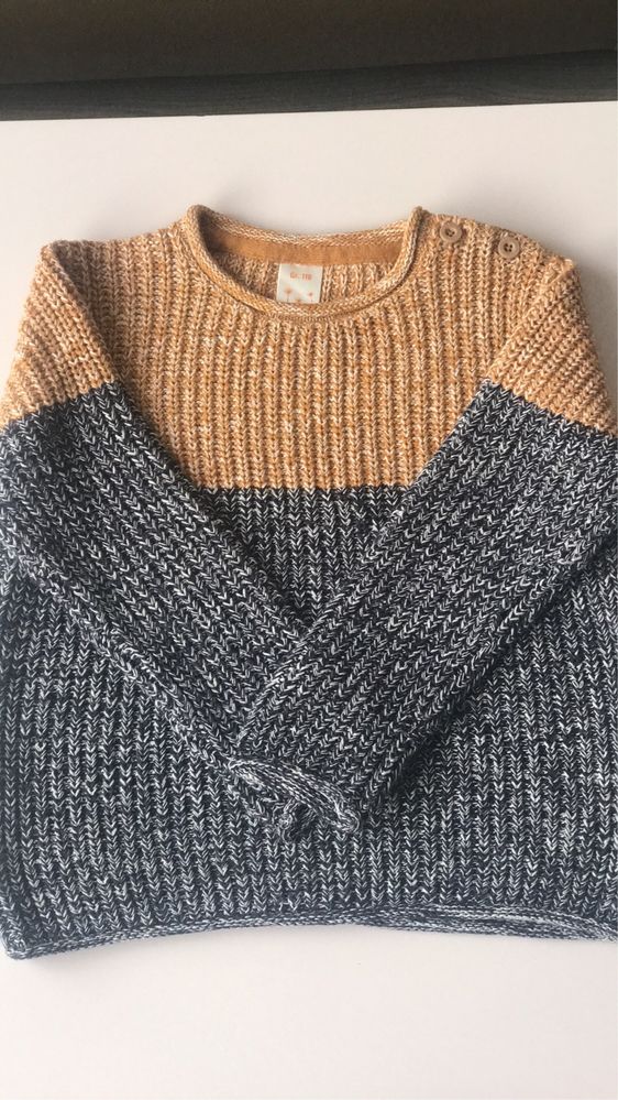 Sweterek rozmiar 110