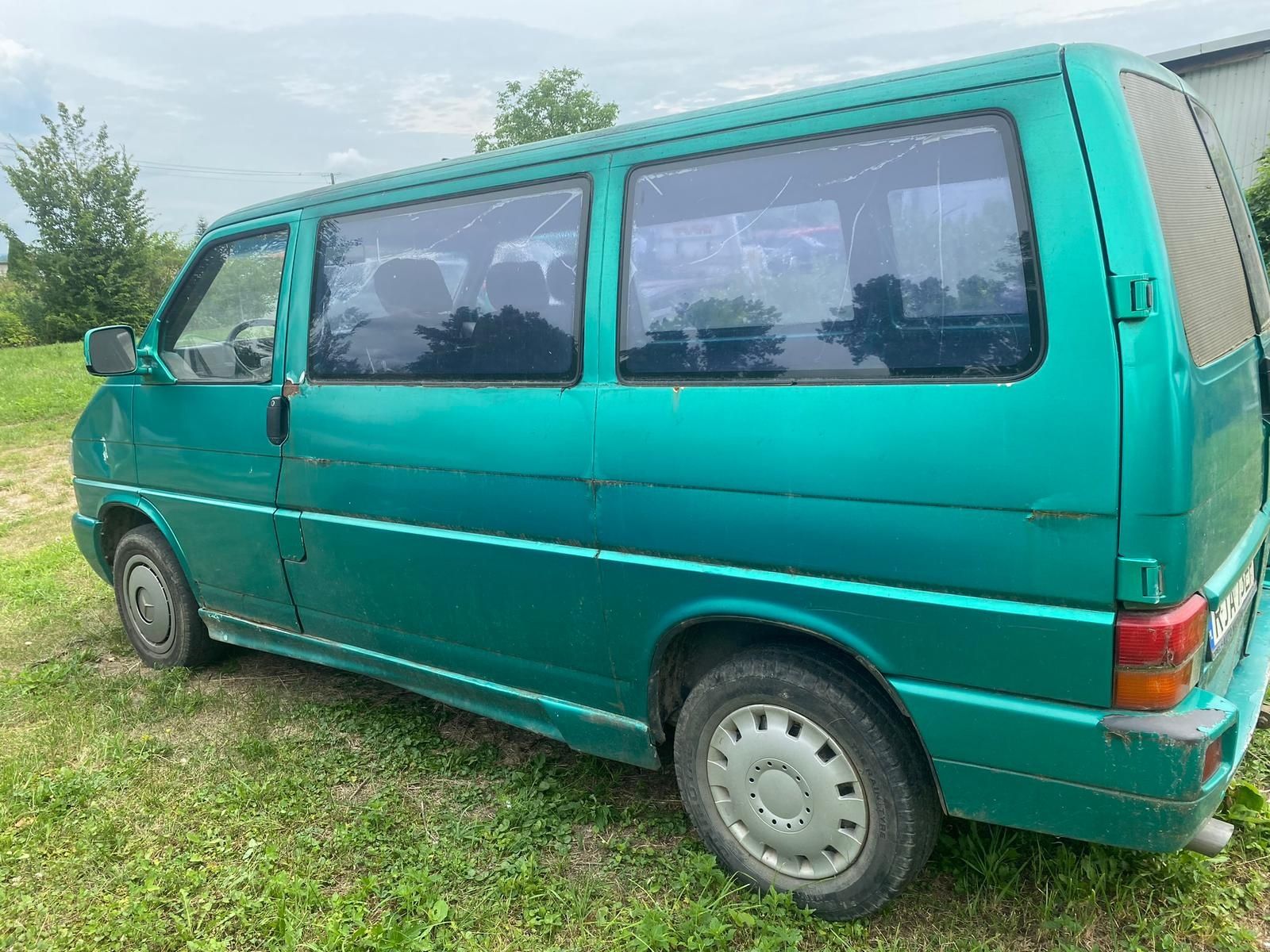 Volkswagen T4 Caravelle 2.5 z gazem