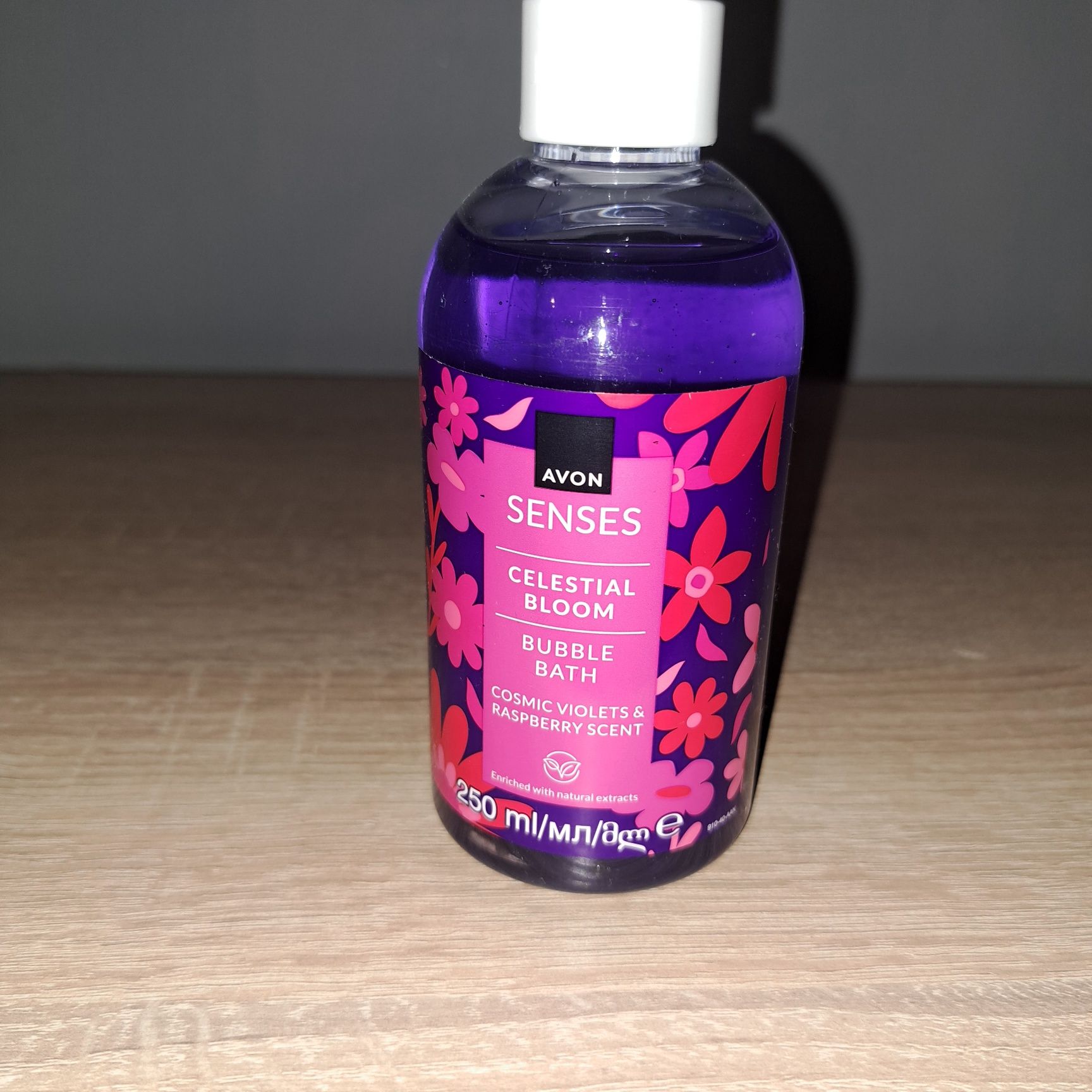 AVON Płyn do kąpieli Celestial Bloom kosmiczny fiołek malina 250ml