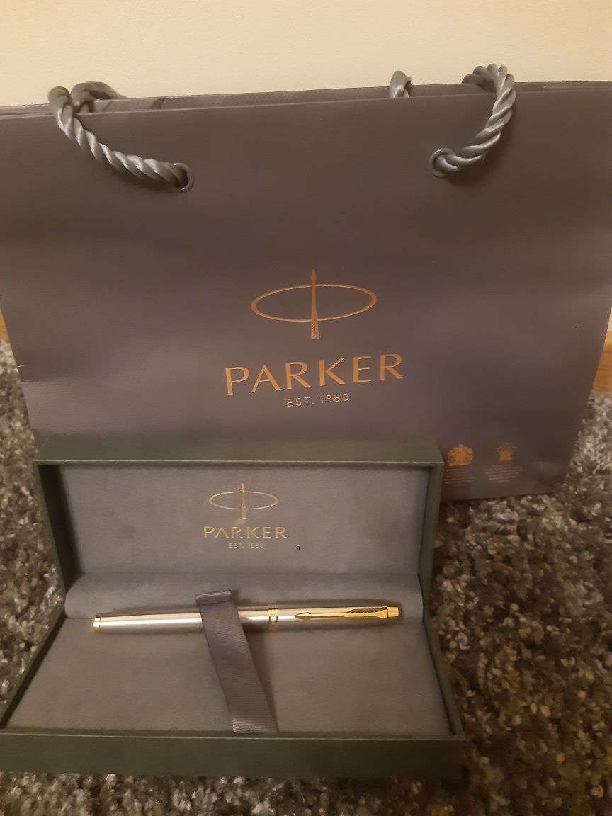 Pióro wieczne Parker GT stalówka srebrny model w torebce nowy