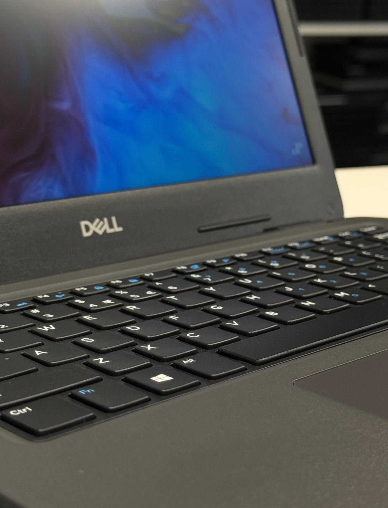 Laptop Biznesowy Dell Latitude 3310 13,3" i3-8gen 16GB RAM 256GB SSD