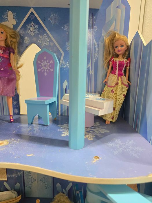 Olbrzymi domek Elza domek dla Barbi mikolajki gwiazdka