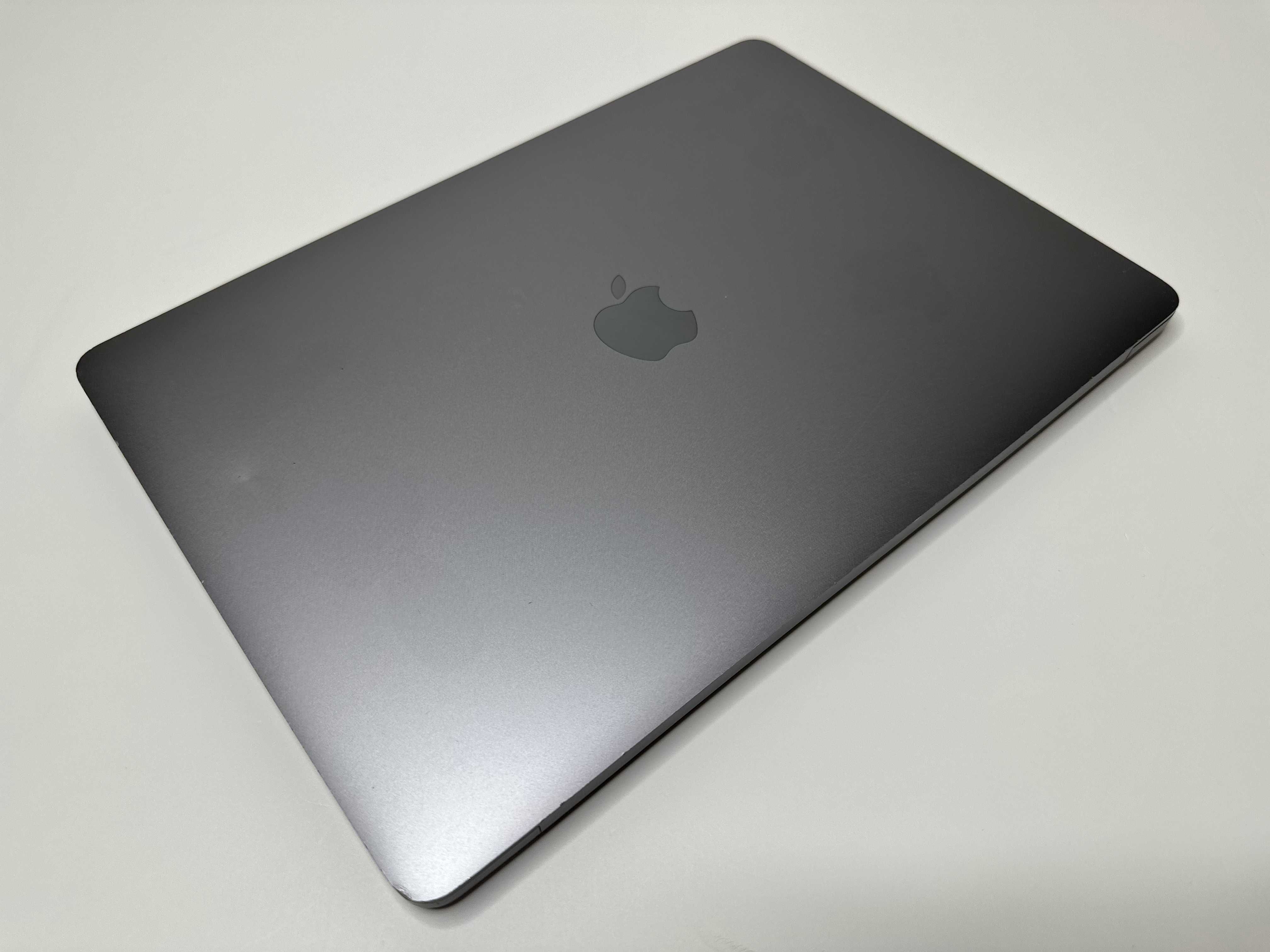 Макбук Apple MacBook Pro 13, i7, 16Gb, 256Gb, A2289, 2020 Retina