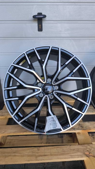 Felgi aluminiowe Audi Vw Skoda Mercedes Bmw 19" 5x112 Et48 (OL638F)