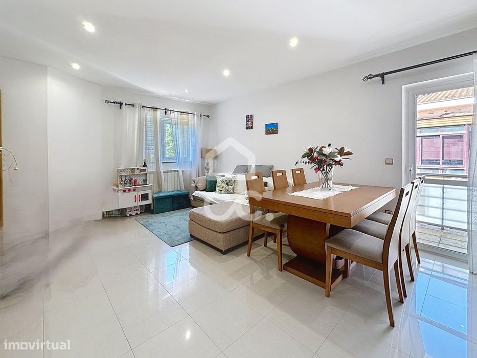 Apartamento em excelete zona da cidade com aproveitação  de sotão