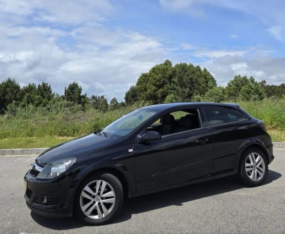 1 DONO - 1.7 CDTI GTC 5Lugares 2009