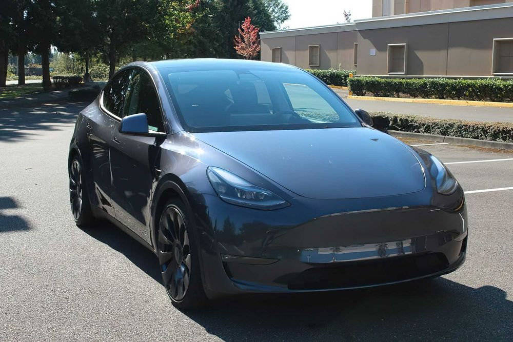 Tesla Model Y Performance      2022