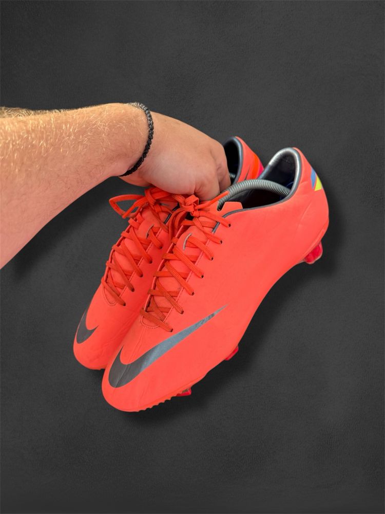 Футбольные бутсы Nike Mercurial Vapor VIII / 42-43 размер / 27 см
