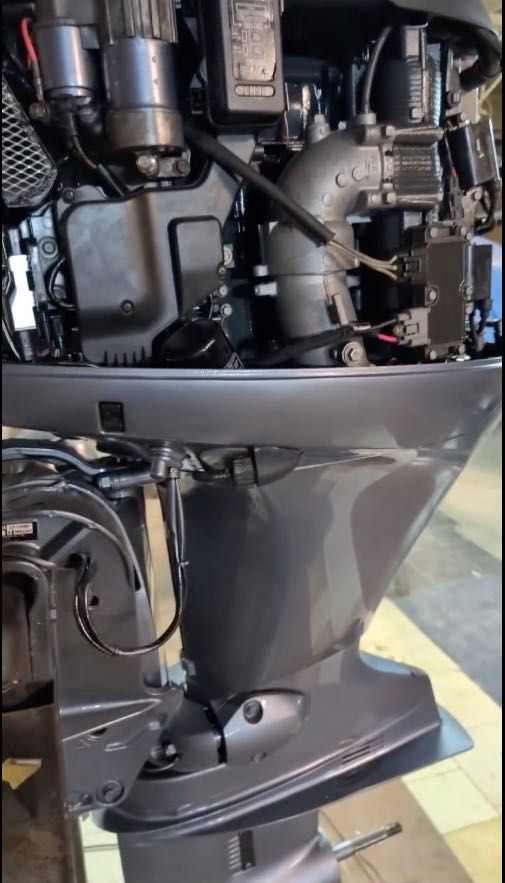 Motor Fora Bordo 4 tempos Yamaha 115