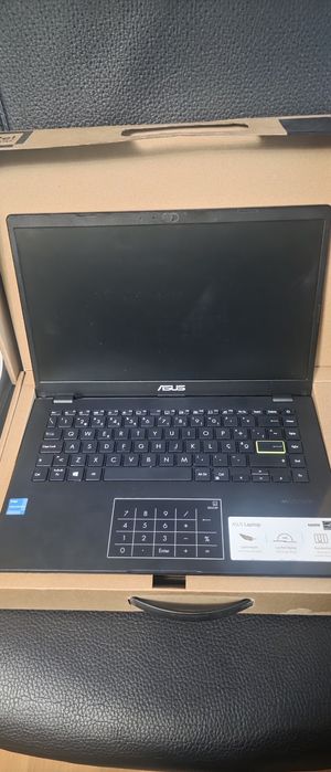 Asus E410KA portátil