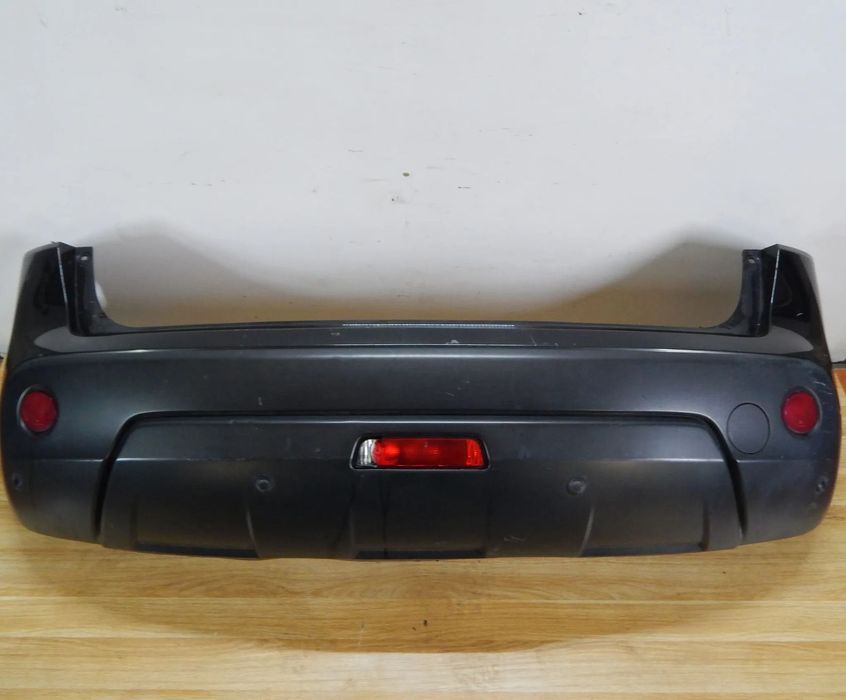 Zderzak tył Nissan Qashqai J10  06-10 czarny Z11 Łuków części