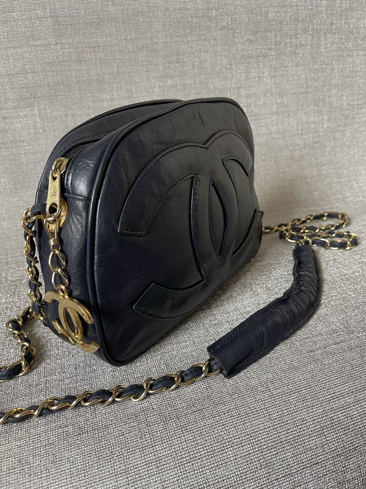 Кожаная сумка в стиле Chanel