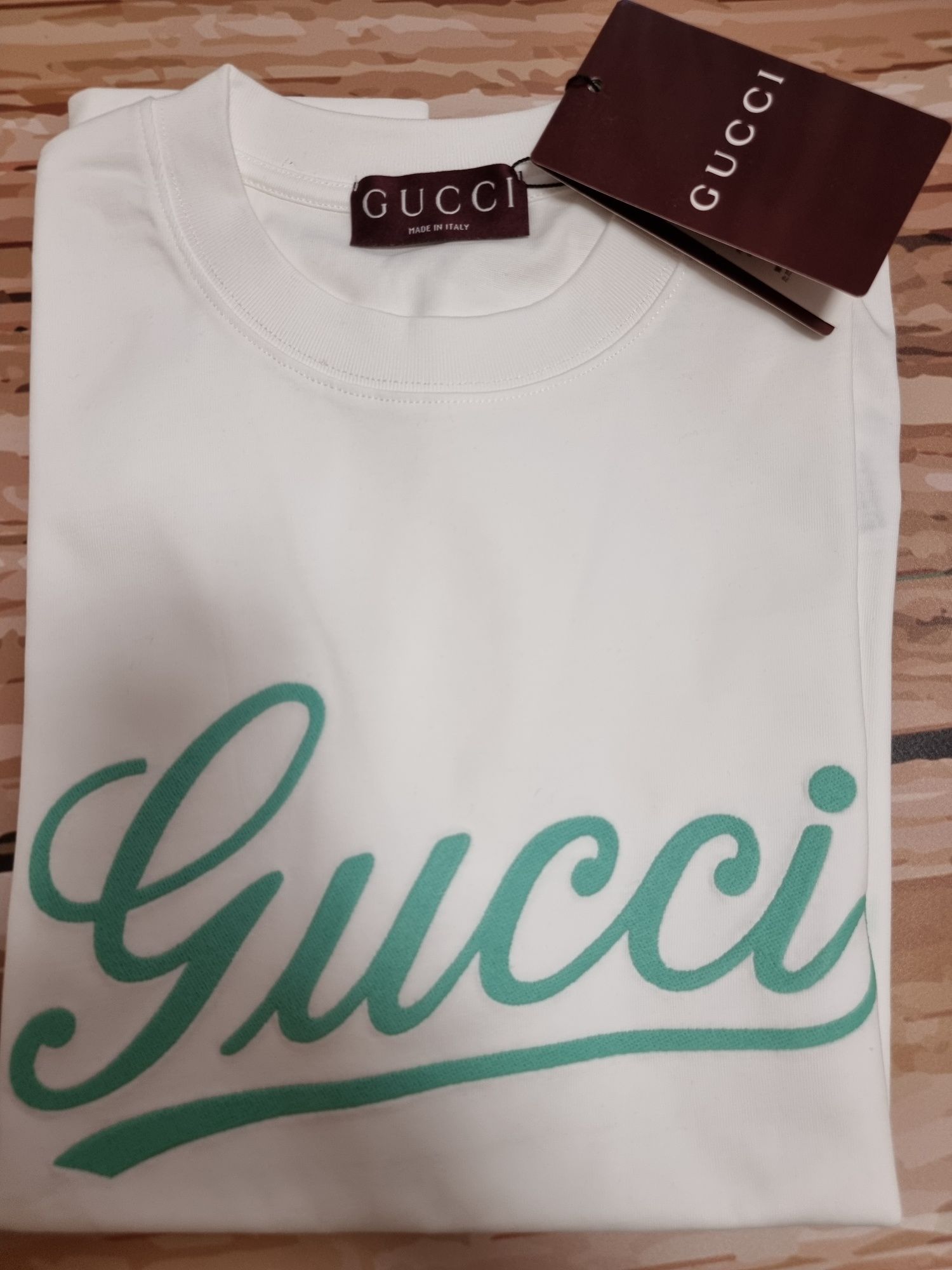 Gucci футболка s оверсайз