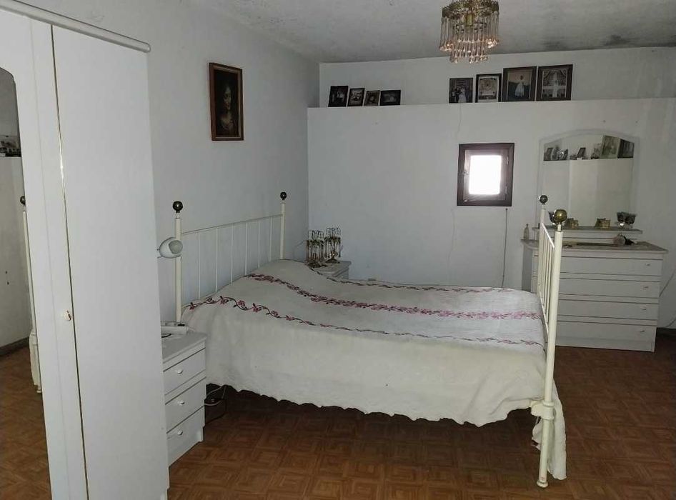 Moradia geminada em Valpaços