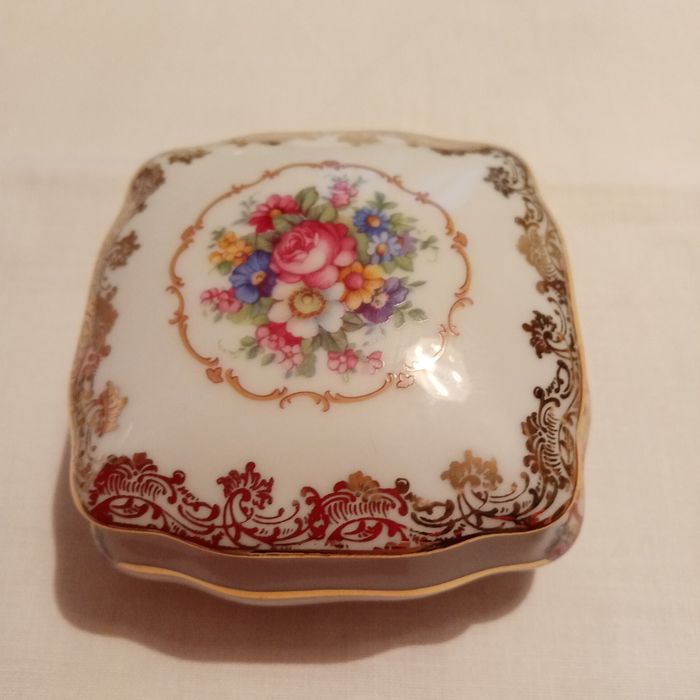 Скриньки для прикрас Limoges Франція