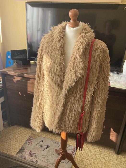 Super sliczne futerko dla kobiet