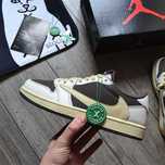 Кроссовки Nike Air Jordan 1 Low x Travis Scott 'Sail and Ridgerock'