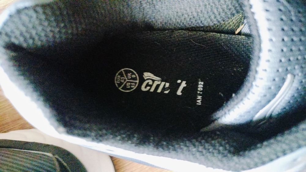 Buty męskie sportowe