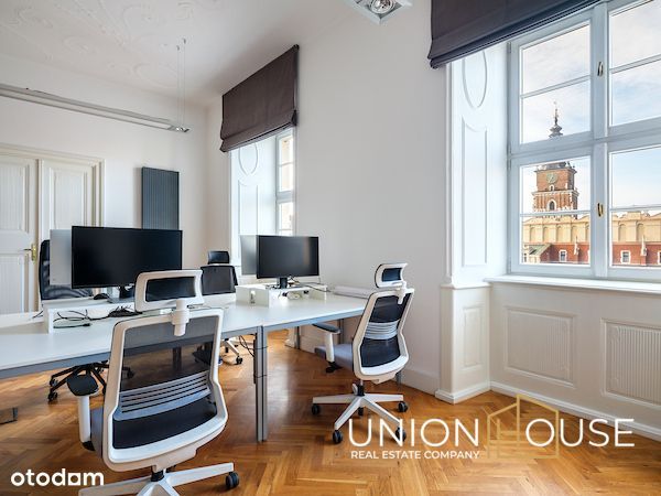 180 m2-  lokal biurowy do wynajęcia Rynek Główny.