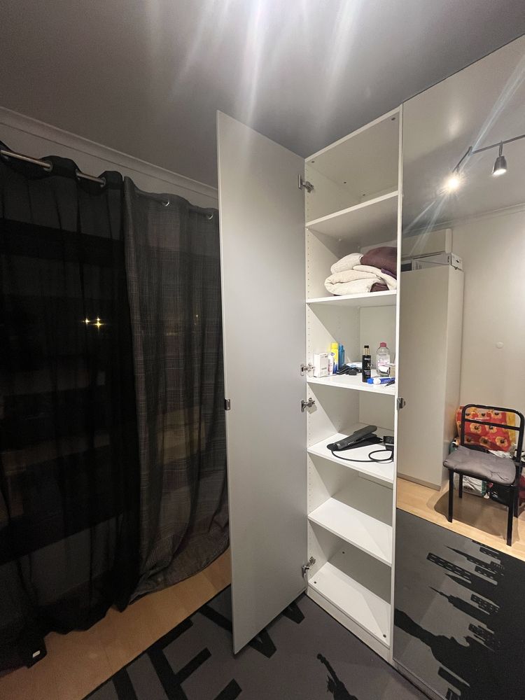 Roupeiro IKEA - portas espelho - 1,75(L)x2,35(A)x0,60(P)