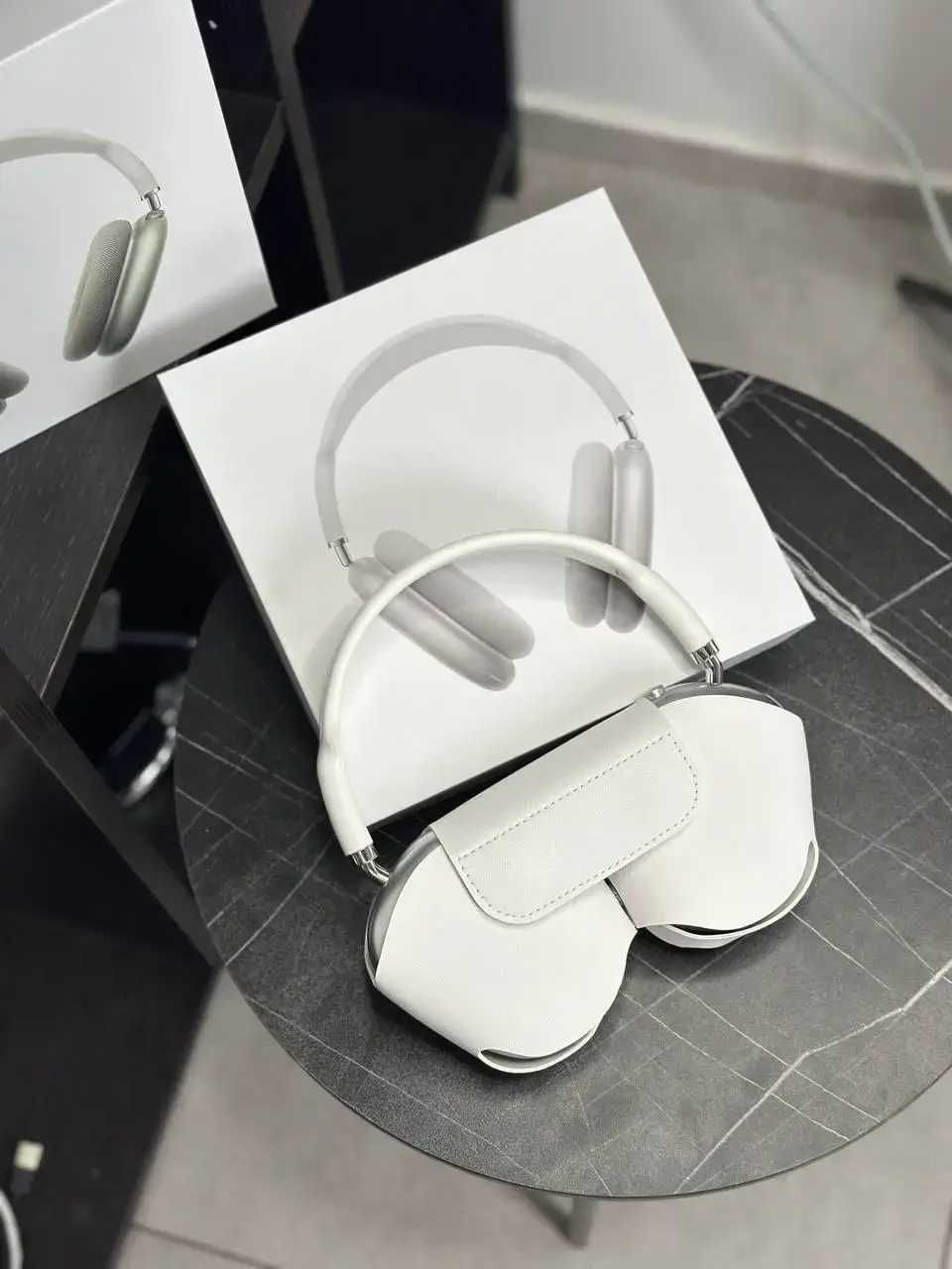 Безпровідні навушники Apple AirPods Max різні кольори