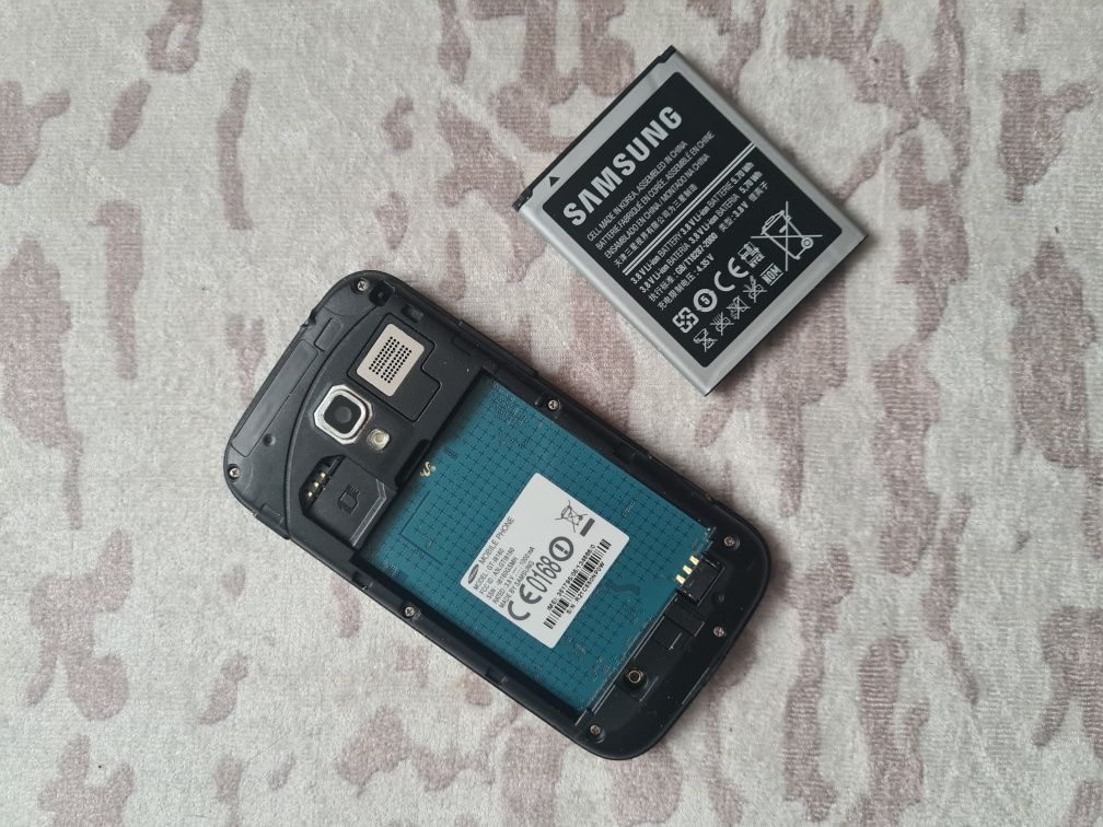 Telefon Samsung Galaxy Ace 2 GT-I8160