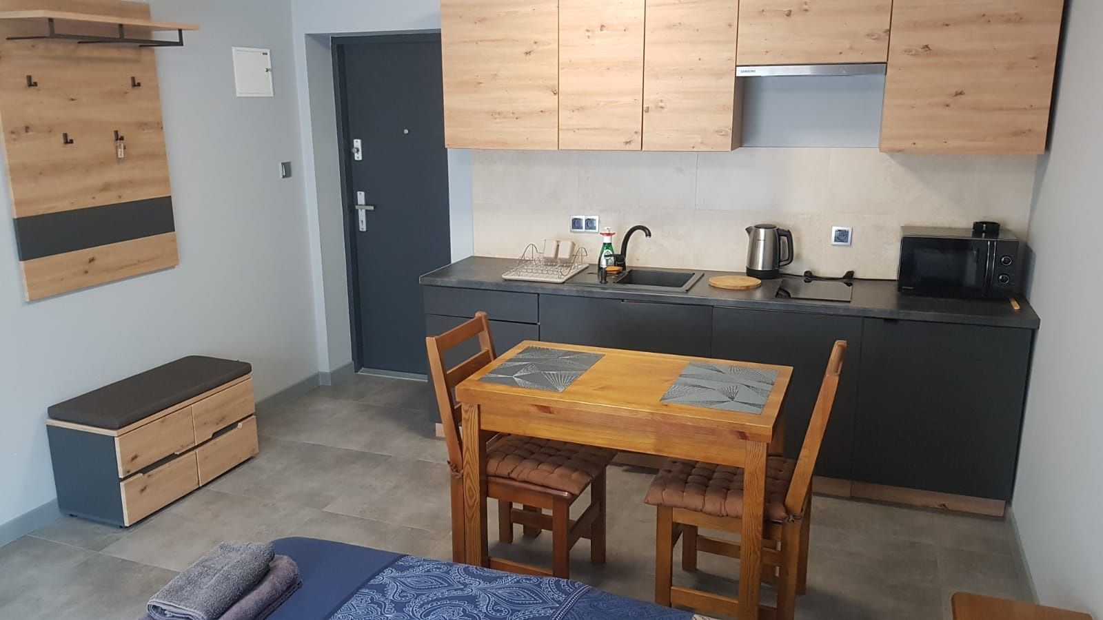 Pokój studio z aneksem, tarasem 100 m plaża wolny od 01.07 do 06.07