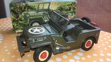 Carrinho miniatura Jeep Willis Pepe jato primeira versão cor castanho