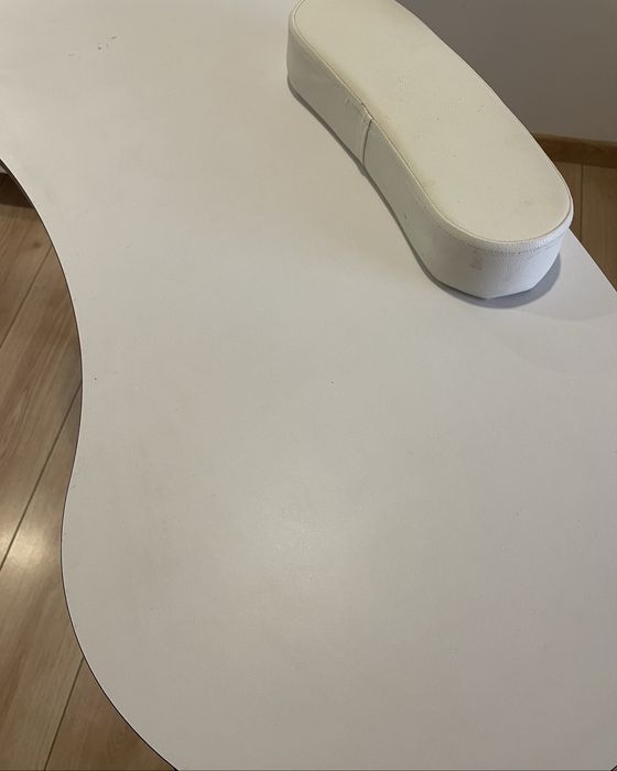 Mesa branca manicure