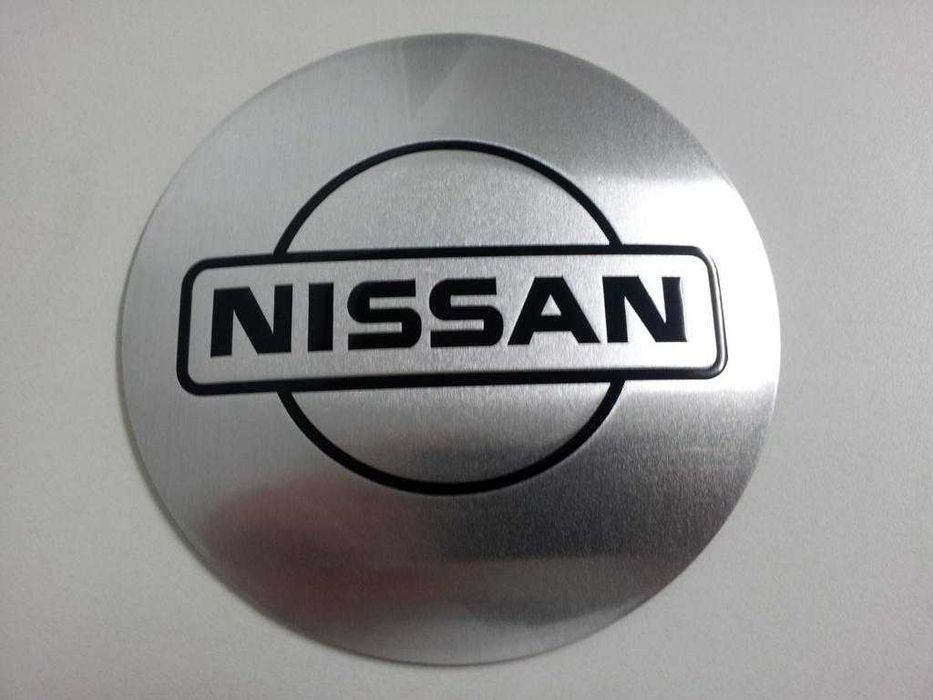 Centros de jante NISSAN - veja todas as fotos