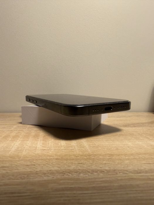 iPhone 15 Pro 512GB - Impecável