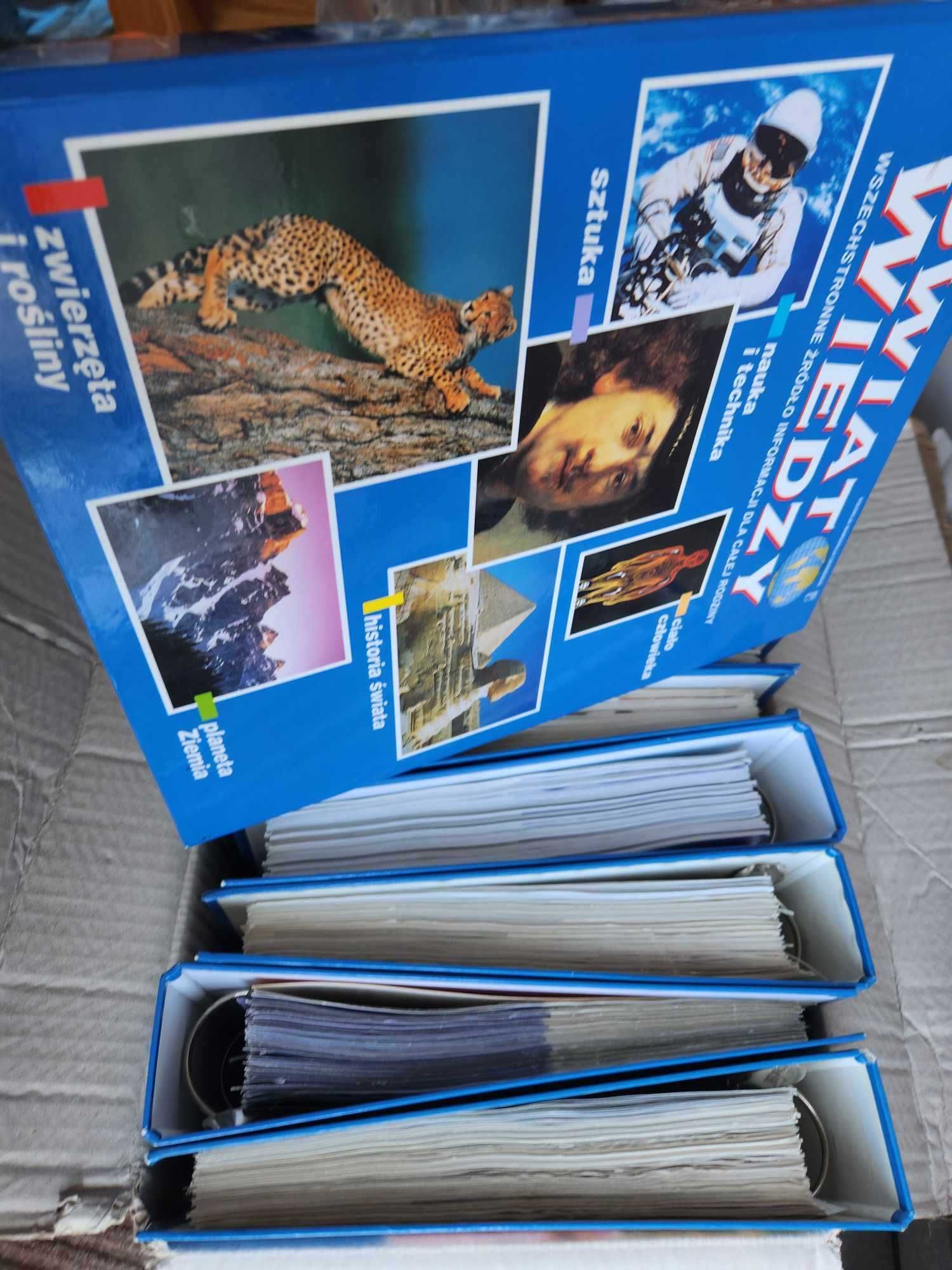 Świat Wiedzy Marshalla Cavendisha 11 segregatorów