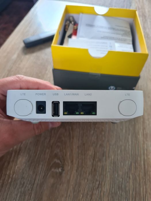 3G/4G роутер Alcatel HH70VB LTE