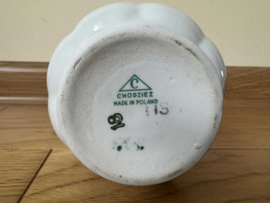 Wazon porcelana Chodzież - sygnowany