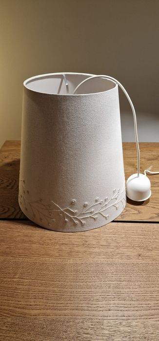 Candeeiro de teto com abat jour branco 34cm altura