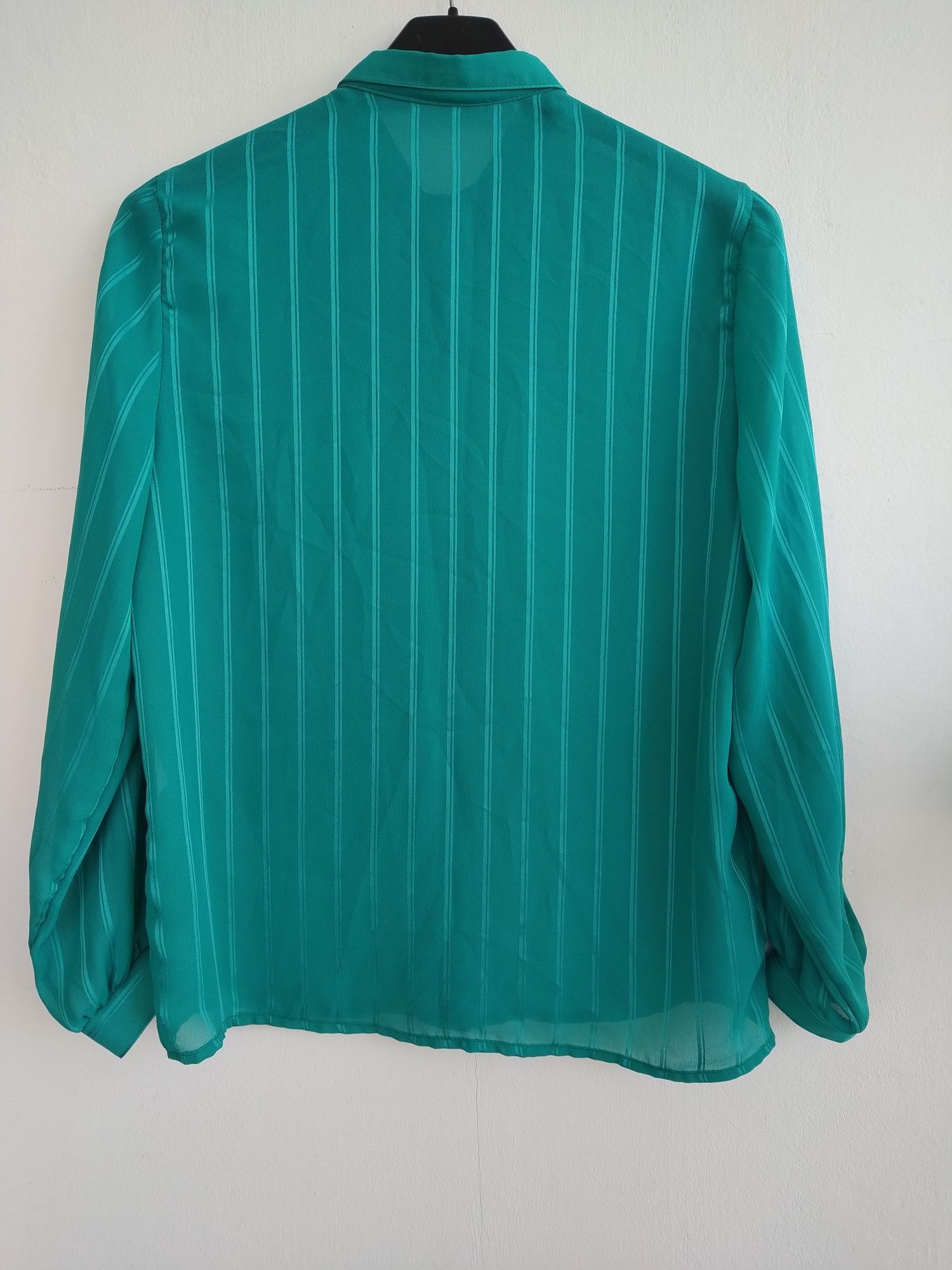 Blusa verde, riscas com brilho - Tamanho L/XL